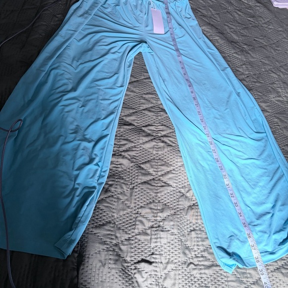 NWT Dear Scarlett Wide Leg Pants - Picture 7 of 7